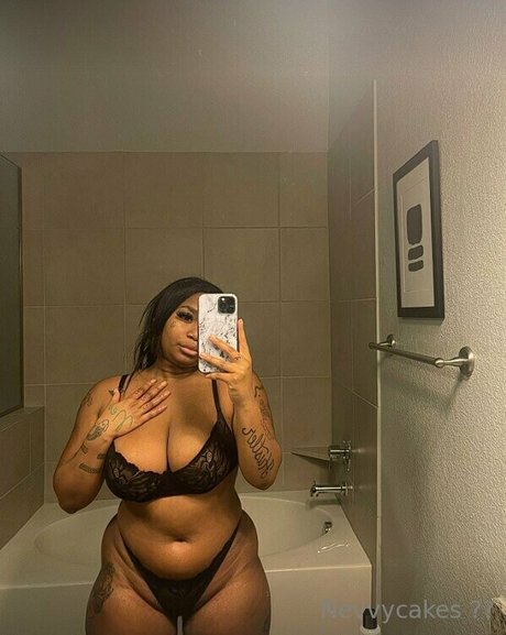 戦利品オンリーファンズ セクシー ギャラリー