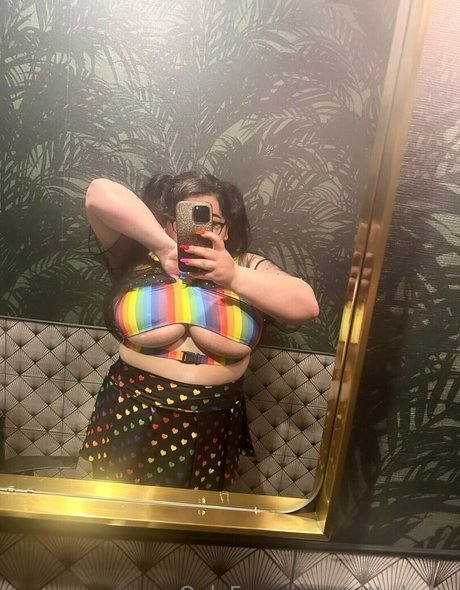 batty bxby ポルノモデル 画像