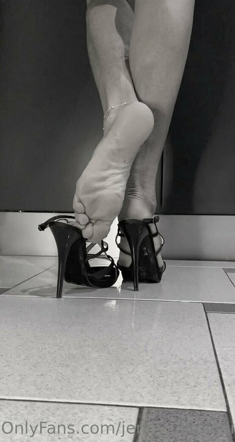 jenny 38piedi セクシー女優 ギャラリー