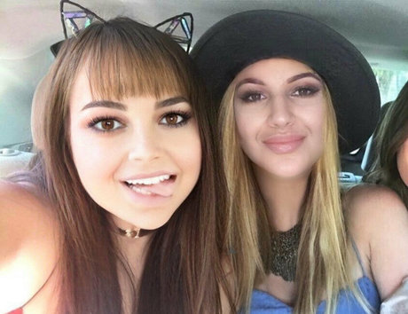 巨乳オナニーオンリーファンズ 無料ヌード ギャラリー