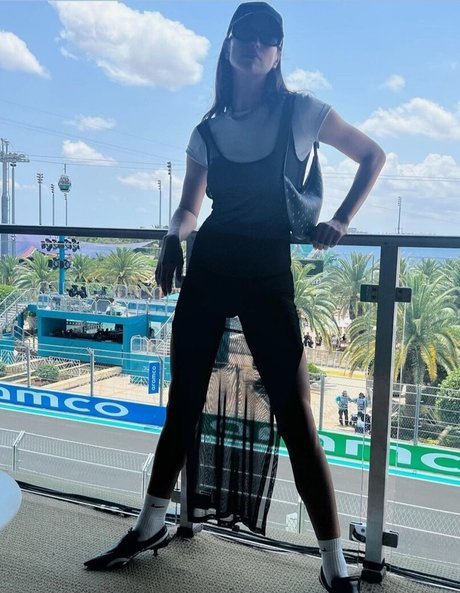 モデルファックオンリーファンズ 無料 写真