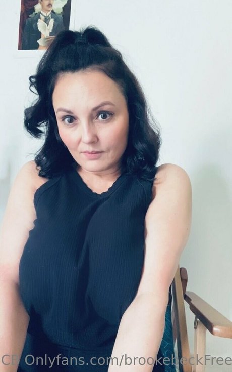 後背位オンリーファンズ 裸 写真