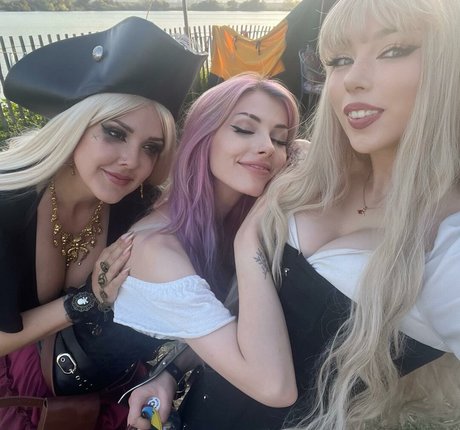 Bridget Boltz ヌードスター 画像