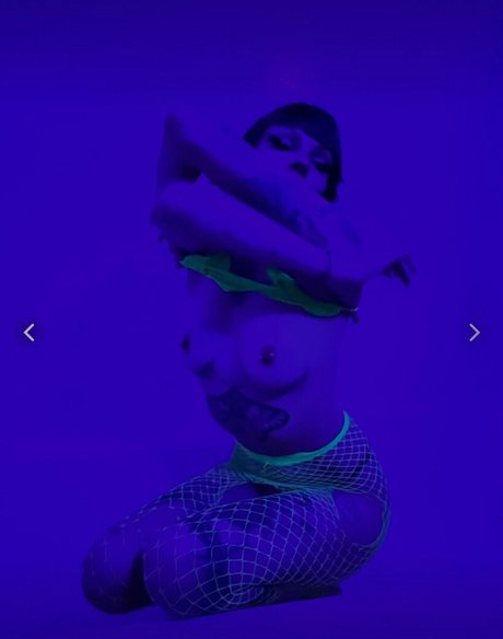 Fleshf1y ポルノスター エロティック 画像