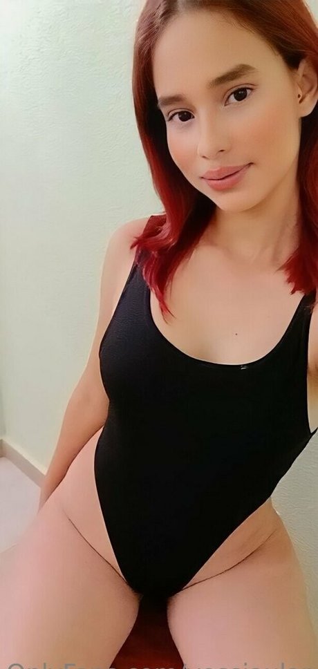 yessiaular 可愛い女優 写真