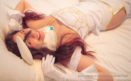 乳首 オンリーファンズ 美しい アーカイブ