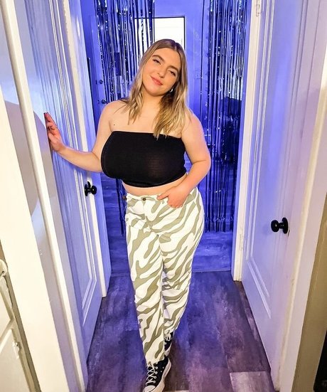 妻のアナルオンリーファンズ 可愛い 写真