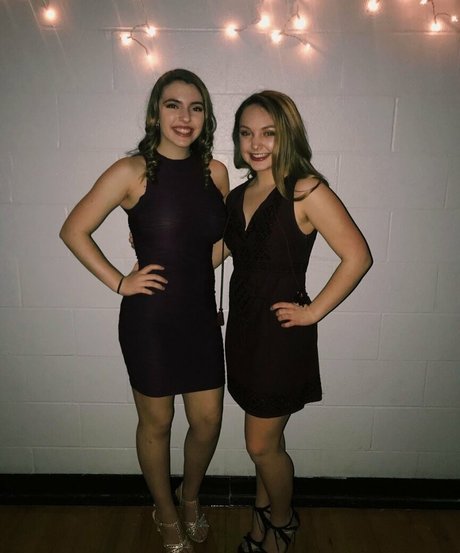 黒人3P オンリーファンズ ポルノグラフィック 画像