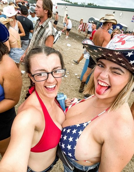 ランジェリーファックオンリーファンズ えろ ギャラリー