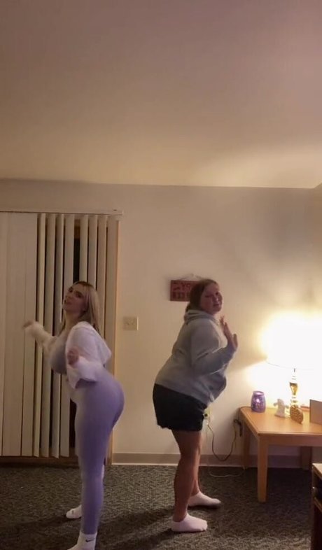 エボニートップオンリーファン xxx 写真