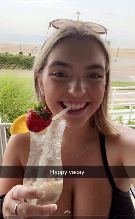 毛深い脚オンリーファンズ アダルト無料 写真