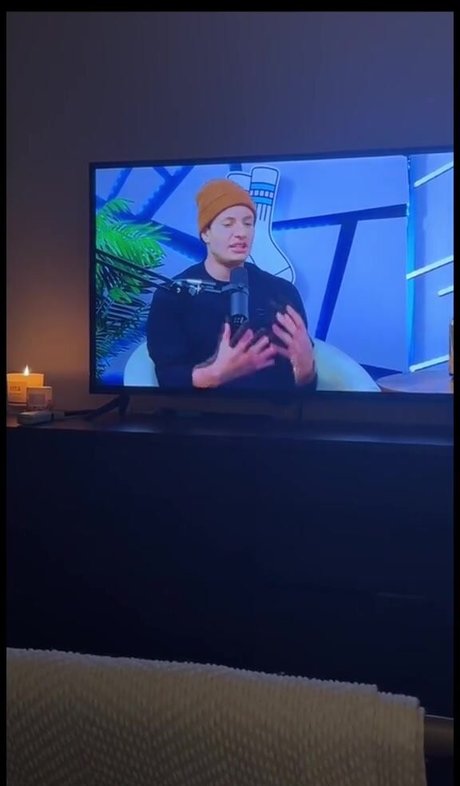 アジアン潮吹き オンリーファンズ えろた 写真