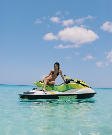 tiliaoficial 高品質女優 画像