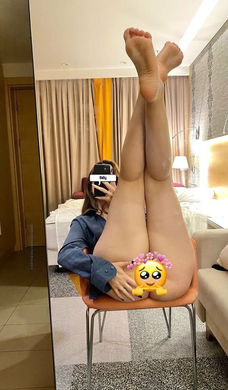 aleyonlyfans アダルトモデル ギャラリー