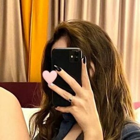 aleyonlyfans セックス女優 ギャラリー