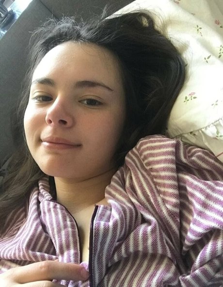 巨大ディルドオンリーファンズ 無料アダルト 画像