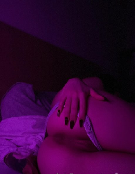 スペードのクイーン オンリーファンズ ヌード ギャラリー