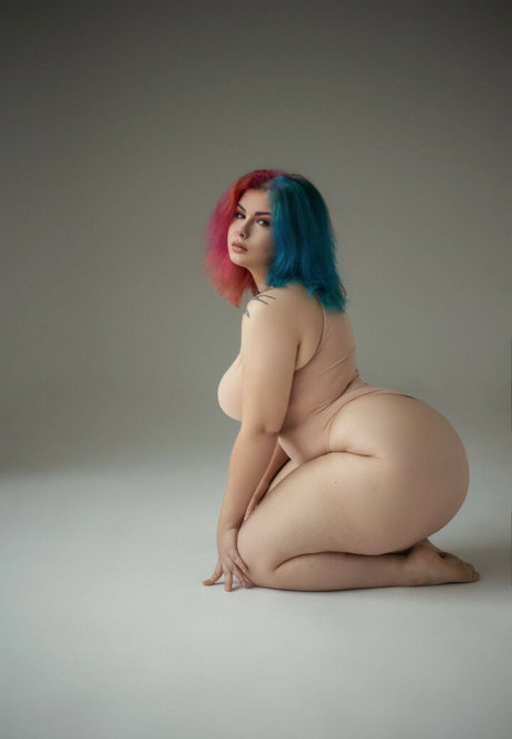 Bulgakova xoxo 美しいポルノスター 画像