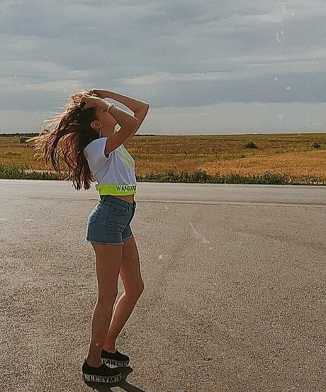 anna ellie 完璧なポルノスター 写真