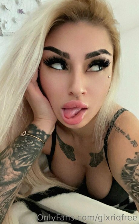 glxriqfree セックスモデル 画像