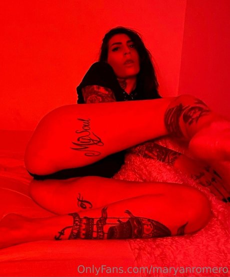 maryanromero 完璧なモデル 写真