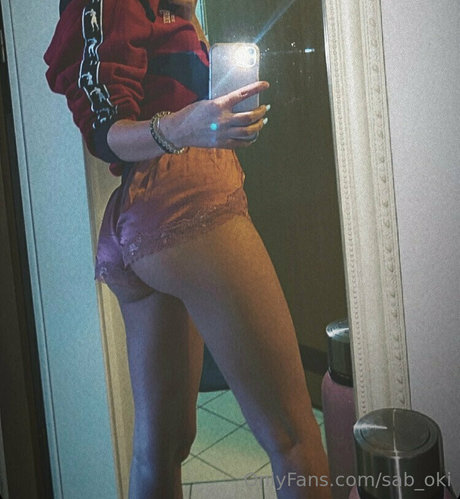 ティーンレズビアンオンリーファンズ えろた 写真