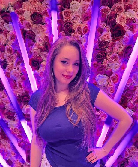 Dos Cavazos 独占女優 ギャラリー