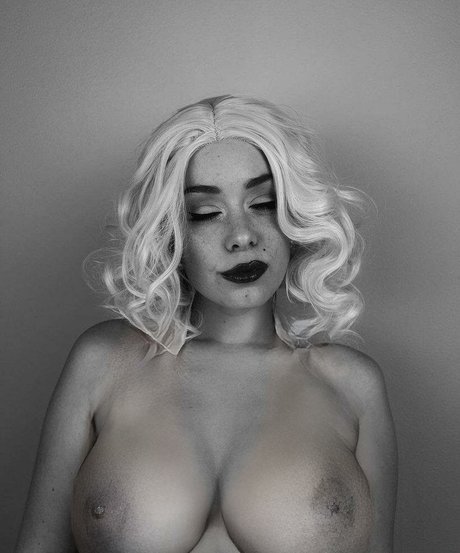 Dos Cavazos ポルノスター セクシー ギャラリー