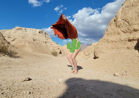 she is sam ヌードのポルノスター 画像