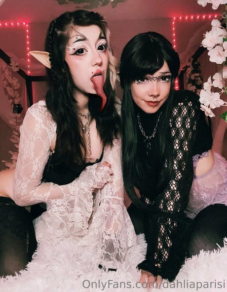 dahliaparisi アートモデル 画像