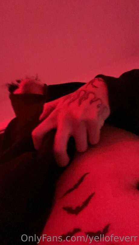 ゲイ筋肉オンリーファンズ 美しい裸 写真