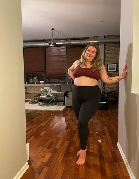 金髪の小人オンリーファンズ アダルト無料 ギャラリー