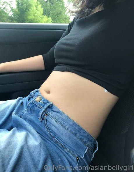 ボディビルダーヌードオンリーファンズ ポルノ ギャラリー