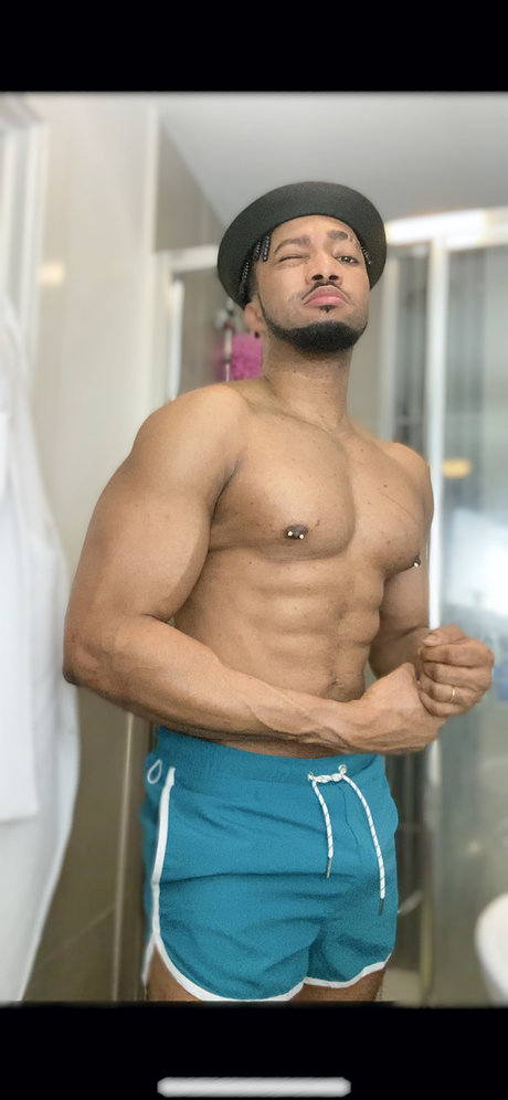 Defostar 素敵なモデル 画像