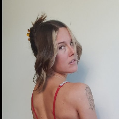 The Maytrix トップモデル 写真