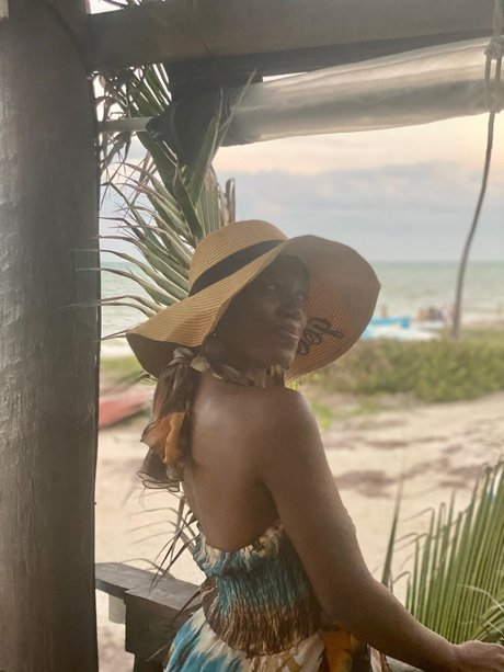 Goddess Vibes ポルノモデル アーカイブ