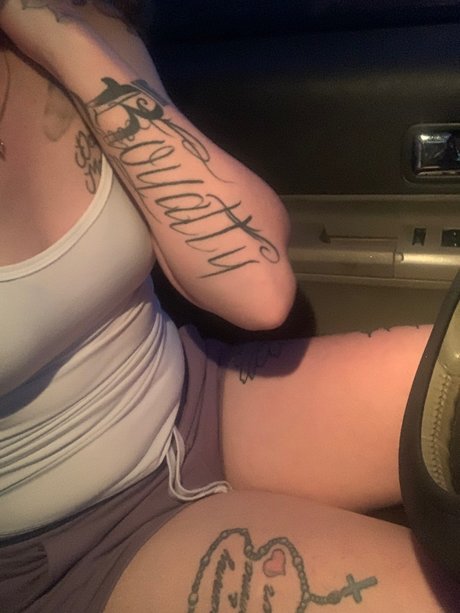 Michelle Alisha ホットなモデル 写真