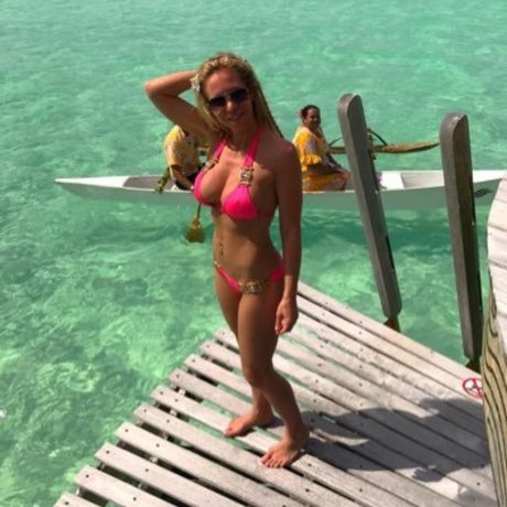 Nadia North HDモデル 写真