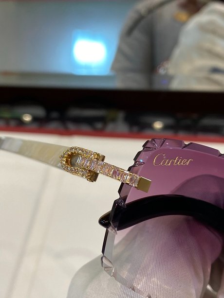 Delta Marjani Luna ポルノスター 写真