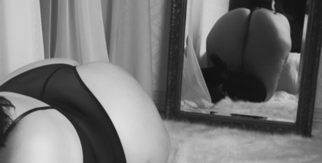 Curvyausqueen アダルトモデル アーカイブ