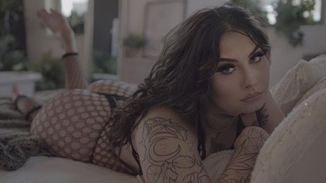 アマチュアペッギングオンリーファンズ セクシー 写真