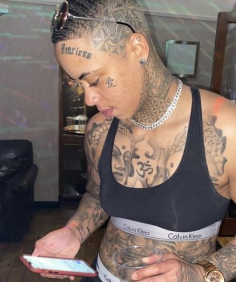 ワックスオンリーファン 無料ヌード 画像