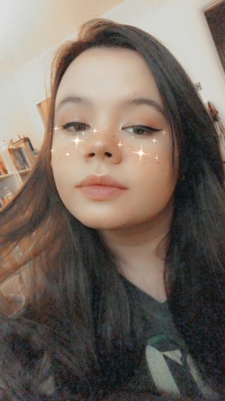 _PROFILE CLOSED Daisy 高品質スター 写真