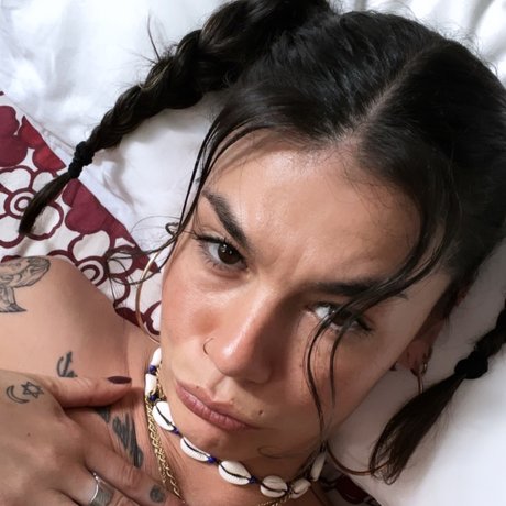 Hallie Parker ポルノスター 写真