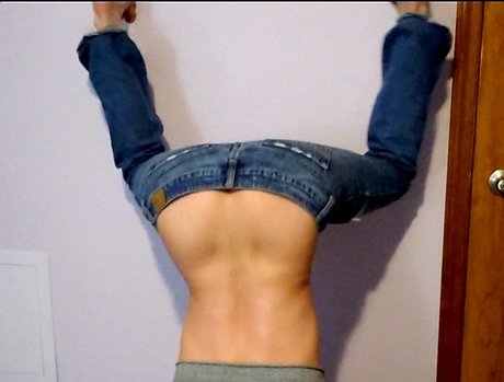 Natural Kelly s Butt Crack ポルノスター 写真