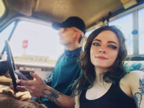 NaTnCaP セックスポルノスター ギャラリー