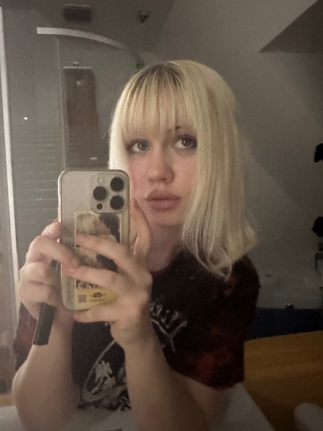 Natalie8888 ポルノスター 写真