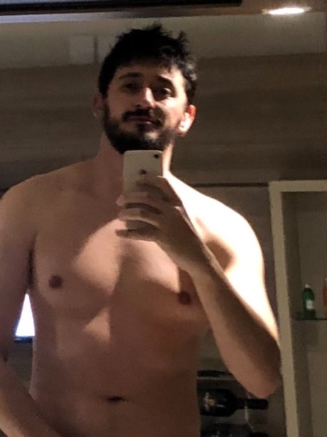 Cristian Andersen スター ヌード ギャラリー