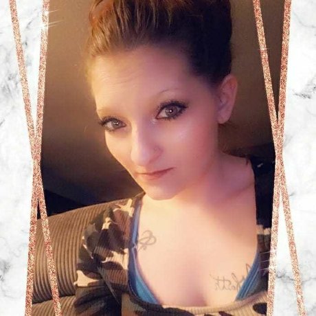 Courtney Gabrio エロティックなスター 画像