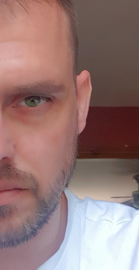 Naughtysideof xxxポルノスター 写真